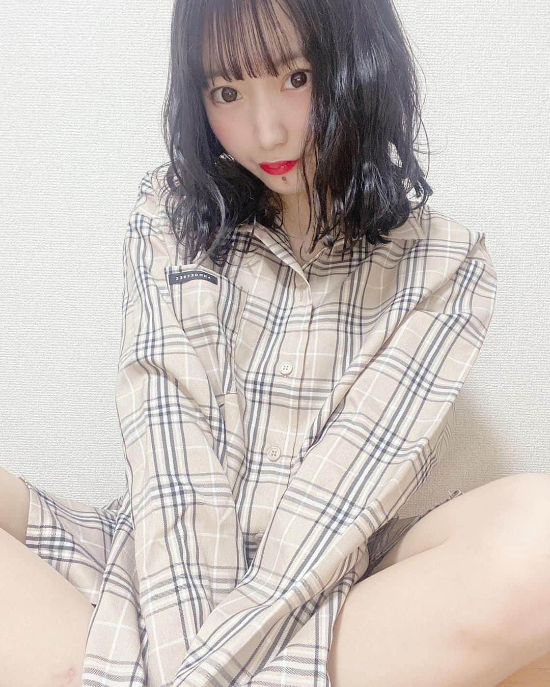 のインスタグラム：「黒髪不評で凹んでます💭(；；)」