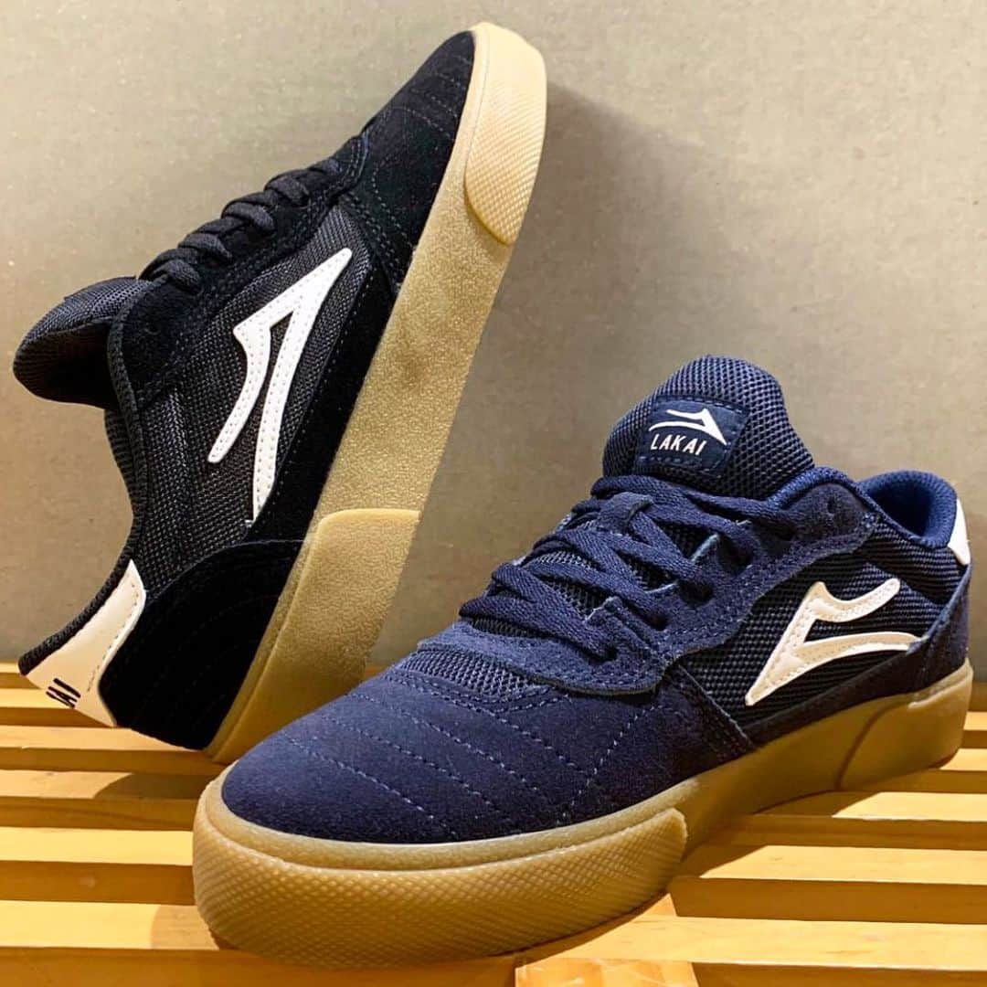 ラカイリミテッドフットウェアのインスタグラム：「@jimi_skate_shop 🤝 Cambridge in Black/Gum and Navy/Gum Suede Support your local skate shop! #Lakai #TheShoesWeSkate」
