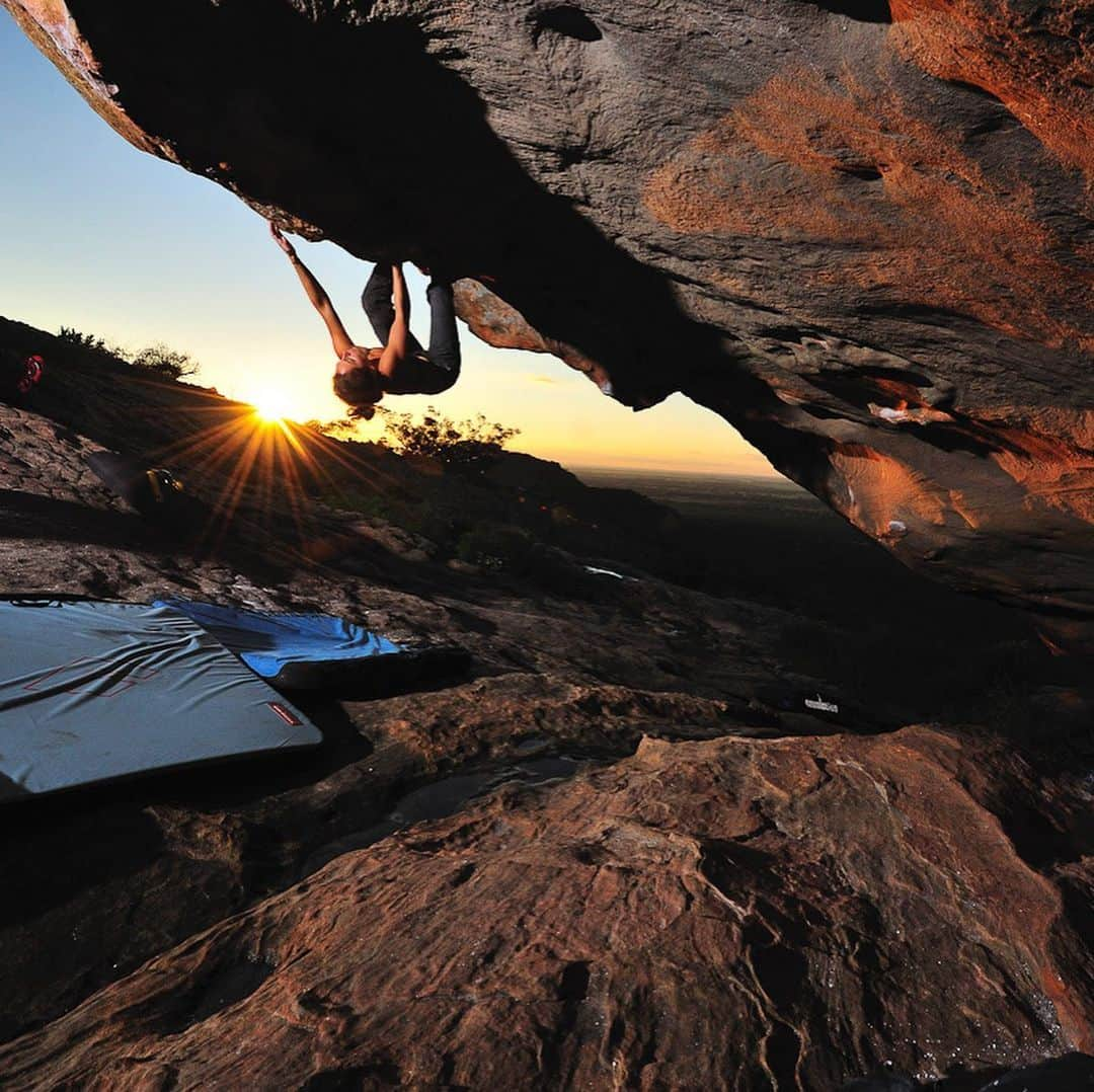 ナーレ・フッカタイバルさんのインスタグラム写真 - (ナーレ・フッカタイバルInstagram)「As you may know, the Grampians in Australia - possibly the best climbing in the world - banned climbing out of nowhere. This climbing ban has been fought extensively through organizations and every legal channel to no avail.  Now, a new management plan for the parks is up for approval. This plan, if approved, will CLOSE at least 94 % of the bouldering areas and 80 % of all roped climbing. Devastating.  Those of you who have climbed in the Grampians and know how special this place is, and those of you who have not yet been but dream of making a trip one day, this is a deciding moment.  Please, PLEASE help out by sending an email to  parkplan@parks.vic.gov.au  letting them know that this park management plan closing climbing in nearly all climbing areas is unacceptable and that a better solution must be found. Even a quick email will help to let them know that this ban affects a large number of people negatively.  For more detailed info on this access struggle there is a link in my profile.  The deadline for the management plan is in a few days. Any emails letting them know the management plan needs to be revised will help.  I miss this place so much and would hate to live in a world where other climbers won’t have a chance to experience this incredible place.  Photos: @ladzinski」1月20日 3時16分 - nalle_hukkataival