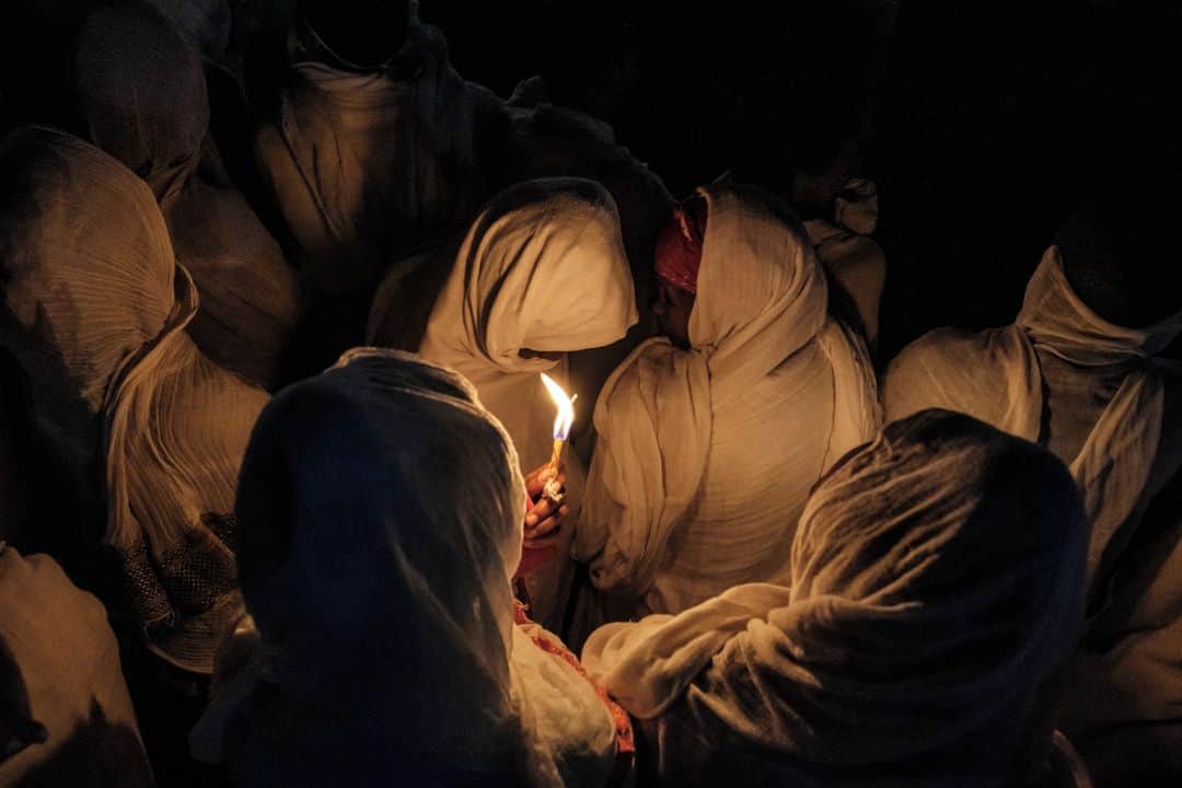 AFP通信さんのインスタグラム写真 - (AFP通信Instagram)「AFP Photo 📷 @edusonico - The Celebration of Timkat, the Ethiopian Epiphany -⁣ .⁣ Timkat is the Ethiopian Orthodox Christian festival which celebrates the baptism of Jesus in the Jordan river. The celebration has been recently declared Intangible Human Heritage by UNESCO.」1月20日 3時14分 - afpphoto