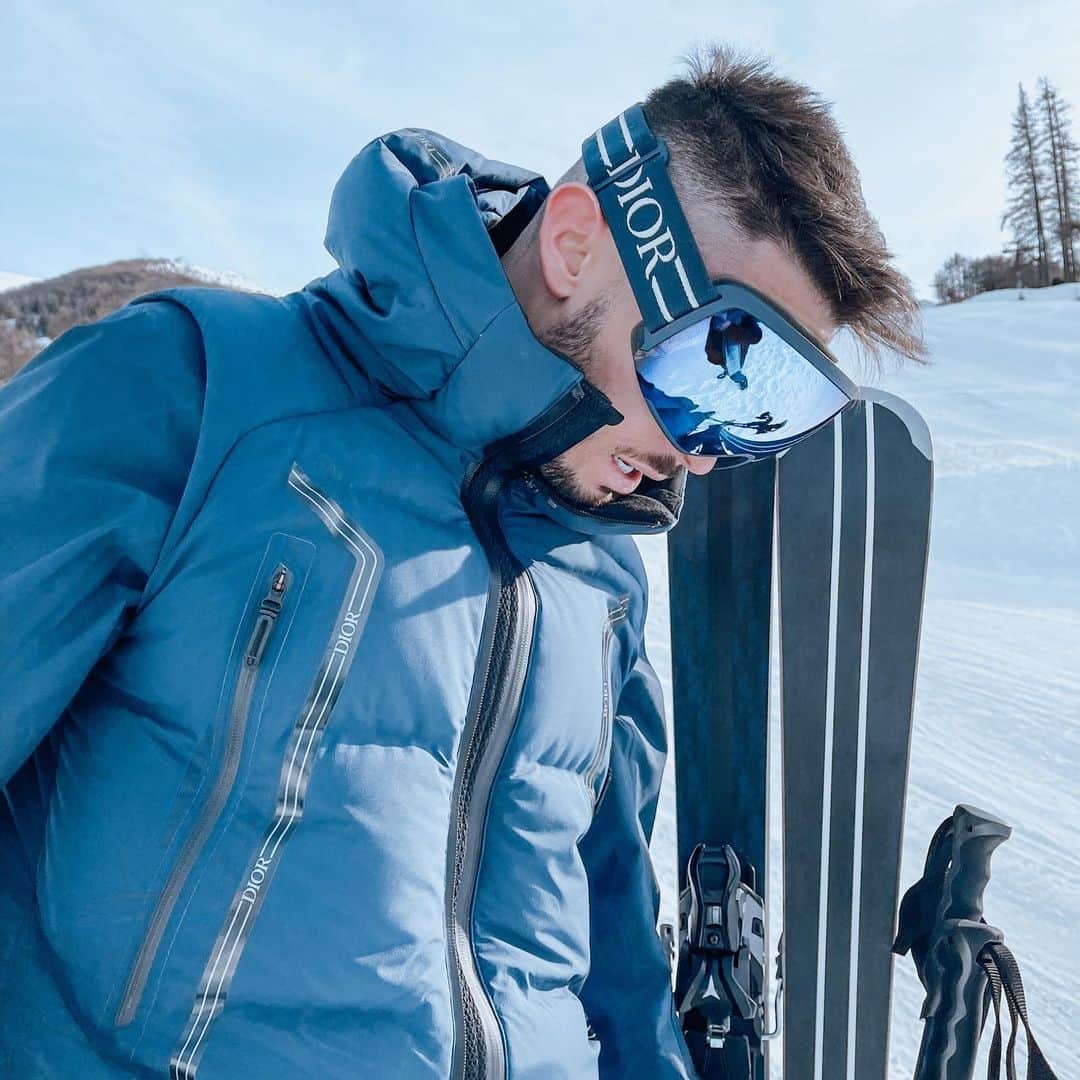 Baptiste Giabiconiさんのインスタグラム写真 - (Baptiste GiabiconiInstagram)「Ski @dior」1月20日 3時26分 - baptiste.giabiconi