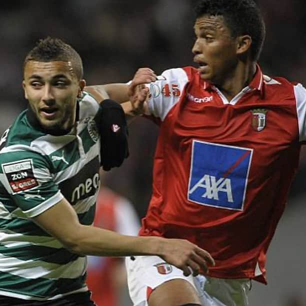 アデルラン・サントスさんのインスタグラム写真 - (アデルラン・サントスInstagram)「Parabéns ao @sportingclubedebraga , pelos 100 anos de fundação. Uma honra ter vestido essa camisola !!! ✊🏾👏🏾🍾🎉」1月20日 3時34分 - aderllan04