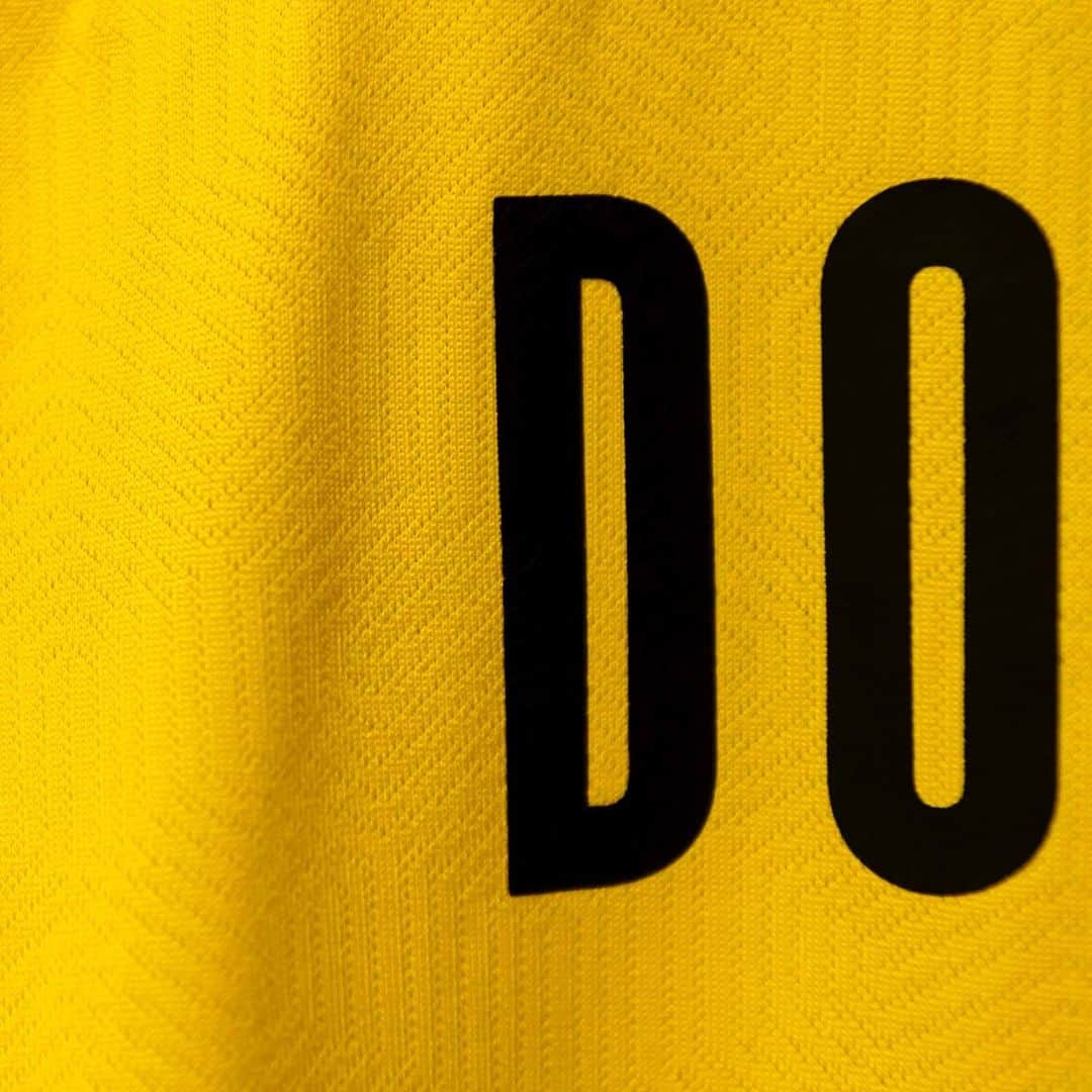 ボルシア・ドルトムントさんのインスタグラム写真 - (ボルシア・ドルトムントInstagram)「👉 DOrt geht’s zur Startelf! 👉 #BorussiaDortmund #B04BVB」1月20日 3時28分 - bvb09