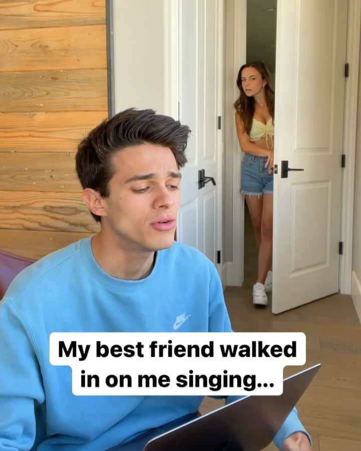Brent Riveraのインスタグラム：「This was awkward...😳 @piersonwodzynski」