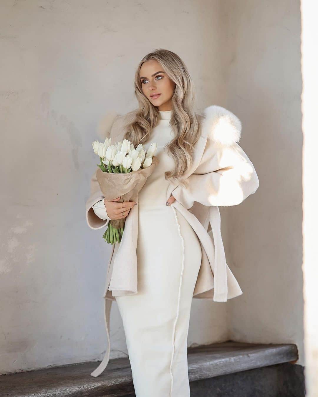 Anna Nyströmのインスタグラム：「Fresh flowers 💛💐」