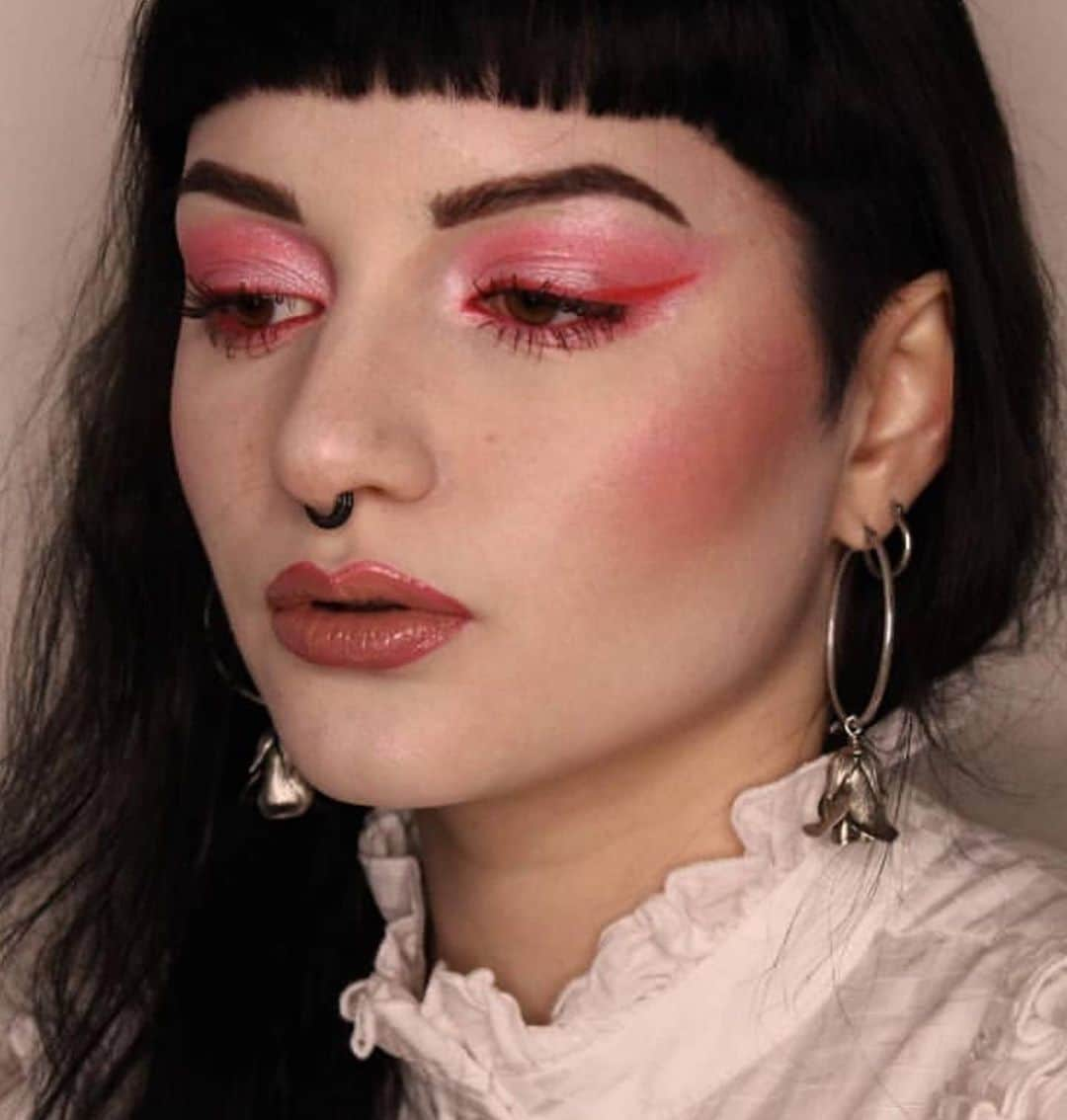 Linda Hallbergさんのインスタグラム写真 - (Linda HallbergInstagram)「Day 2: Pocky strawberry #candypackagingmakeup Swipe for some more GORGEOUS Pocky creations ❤️  Product list:  Base @danessa_myricks vision cream cover n03 @lhcosmetics infinity filter light @lhcosmetics infinity palette – milky way, andromeda  Eyes @danessa_myricks Colorfix Bloom @danessa_myricks  Waterproof Cushion color Cloud Control @lhcosmetics spectral palette – phantom @lhcosmetics infinity palette – zwicky @viseart editorial brights palette @sweedlashes x @nikki_makeup no lash lash @lhcosmetics infinity power lash waterproof mascara  Lips @lhcosmetics anger mood crayon @lhcosmetics infinity glass」1月20日 3時37分 - lindahallberg