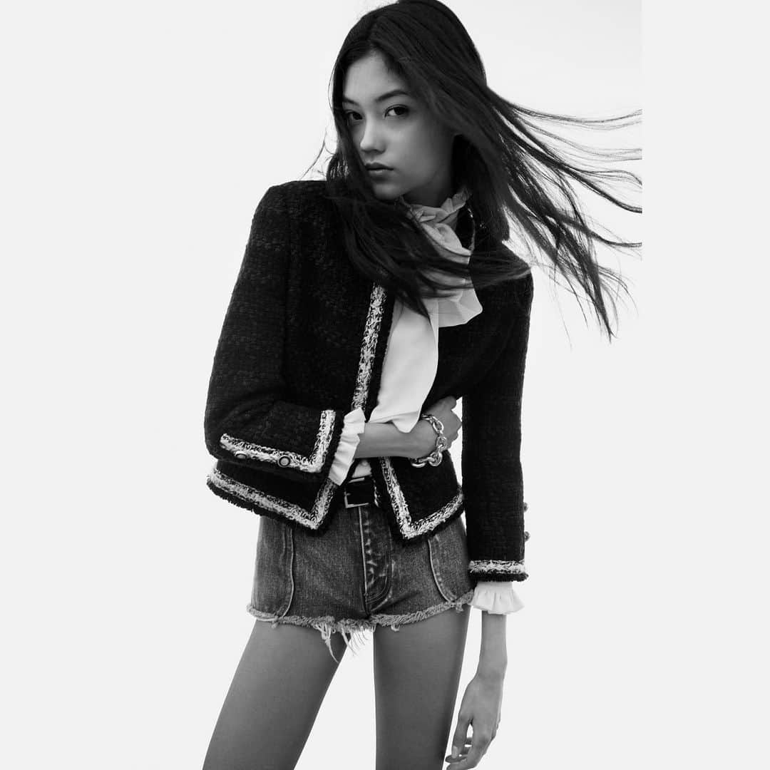 のインスタグラム：「@ysl resort 2021  Thank you @anthonyvaccarello @suzannekoller @duffy_duffy @roryvanmillingen @dm_casting @samuel_ellis 🌹」