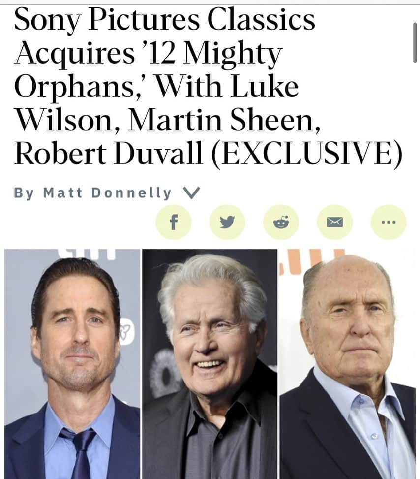レイン・ギャリソンのインスタグラム：「Can’t wait for the world to see @12mightyorphans on the big screen. So proud of everyone who poured their heart and soul into this incredible #truestory」