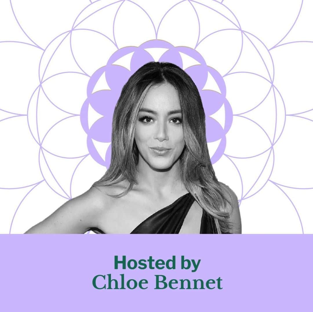 クロエ・ベネットのインスタグラム：「Tonight @runaapi is hosting the official AAPI Inaugural Ball along side our awesome friends at @iaimpactfund —and guess what?! Our very own Vice President Elect Kamala Harris will be speaking!! You don’t wanna miss it. I’m so proud of this community and they way we turned the fuck up during this past election, so it’s time do celebrate, cheers y’all. 🥂」