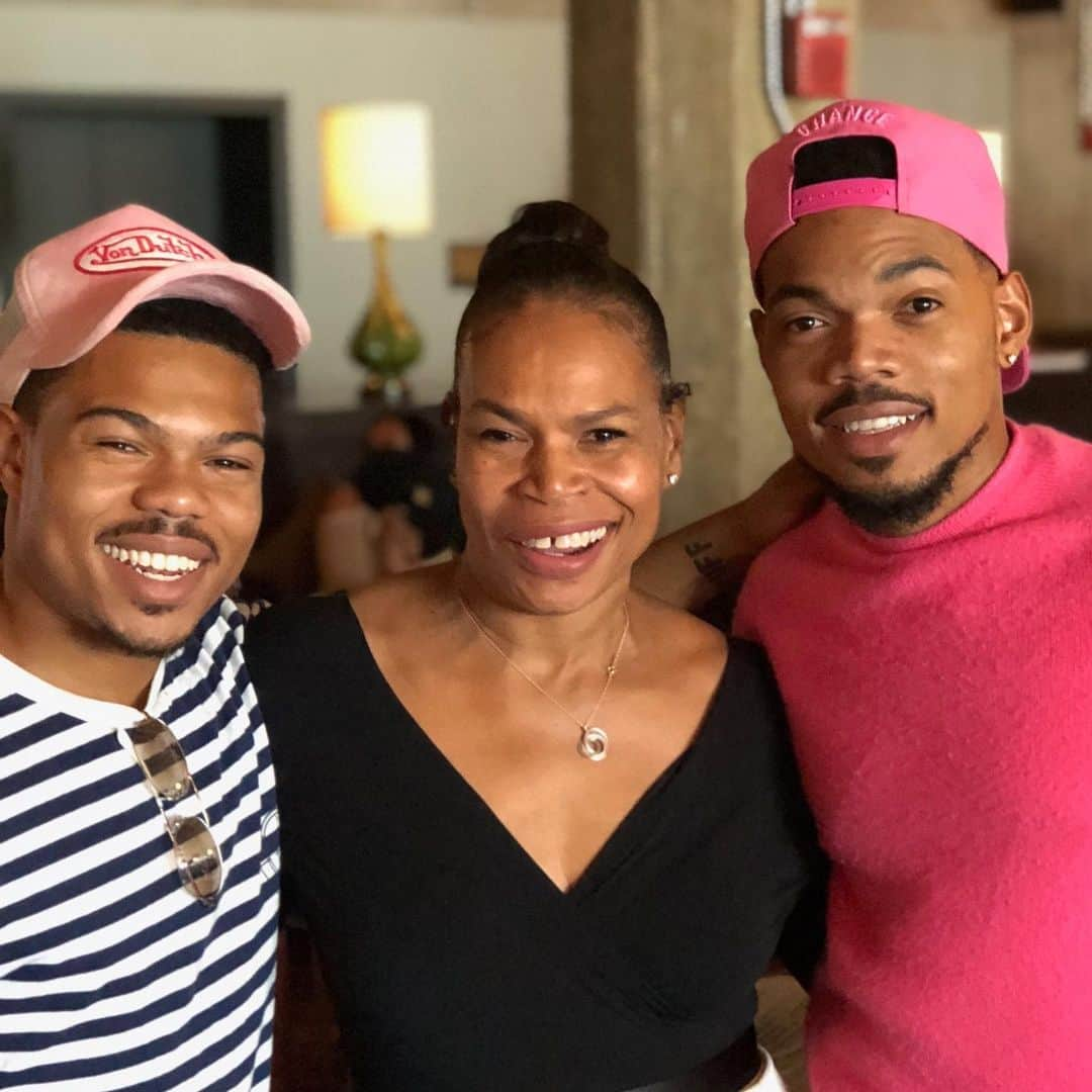 チャンス・ザ・ラッパーさんのインスタグラム写真 - (チャンス・ザ・ラッパーInstagram)「Happy Birthday T! I love ya」1月20日 4時27分 - chancetherapper