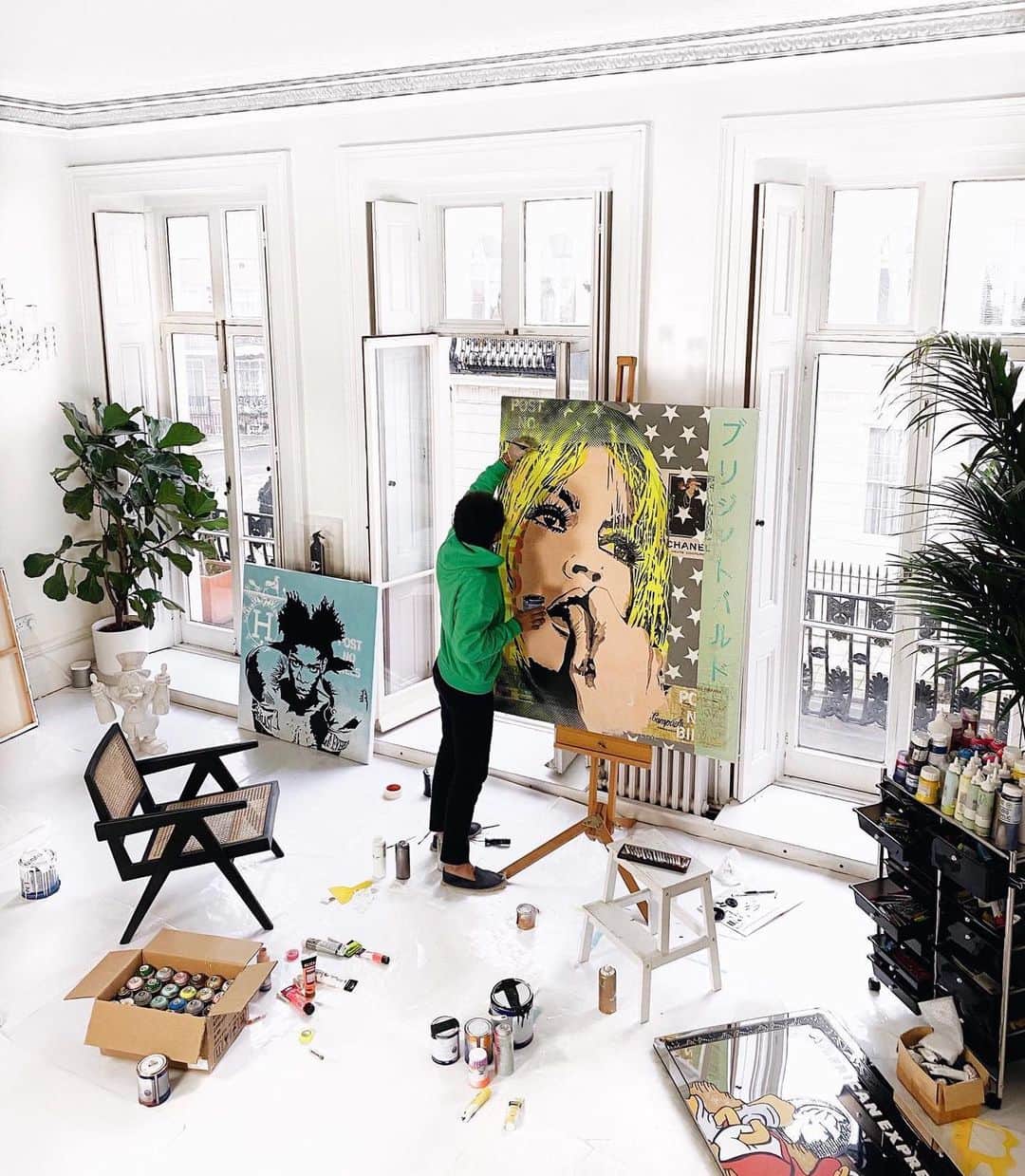 のインスタグラム：「Love these studio vibes @louisnicolasdarbon👌」