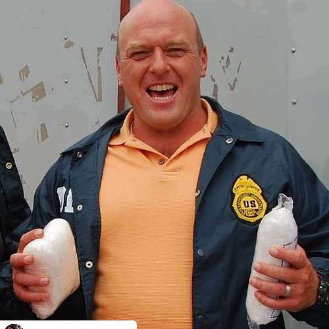 ディーン・ノリスさんのインスタグラム写真 - (ディーン・ノリスInstagram)「@breakingbadamc_ The man himself, Hank Schrader🔥🔥 ✅New video edit will be posted in a couple of hours! , Stay tuned, it's emotional 😳✅」1月20日 4時29分 - deanjnorris