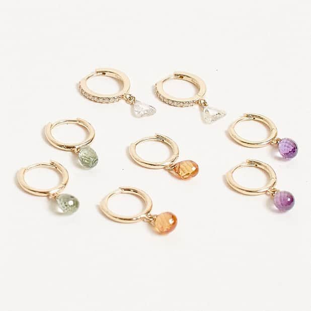 チャンルーのインスタグラム：「Candy colored earrings crafted from 14k gold, sapphires and diamonds 🍬🍬」