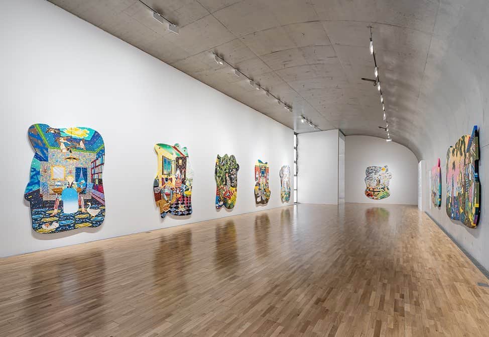 松山智一のインスタグラム：「Final week of my solo exhibition “ Accountable Nature “ at the Long Museum @thelongmuseum. Thanks you for all the support and love ..  昨年度１１月より上海にて開催中の龍美術館での個展“Accountable Nature”展も会期今週末まで。  次章あり。今年もコロナに負けじと思い切り文化発信続ける🙇🏻‍♂️  📸 @rexzou」