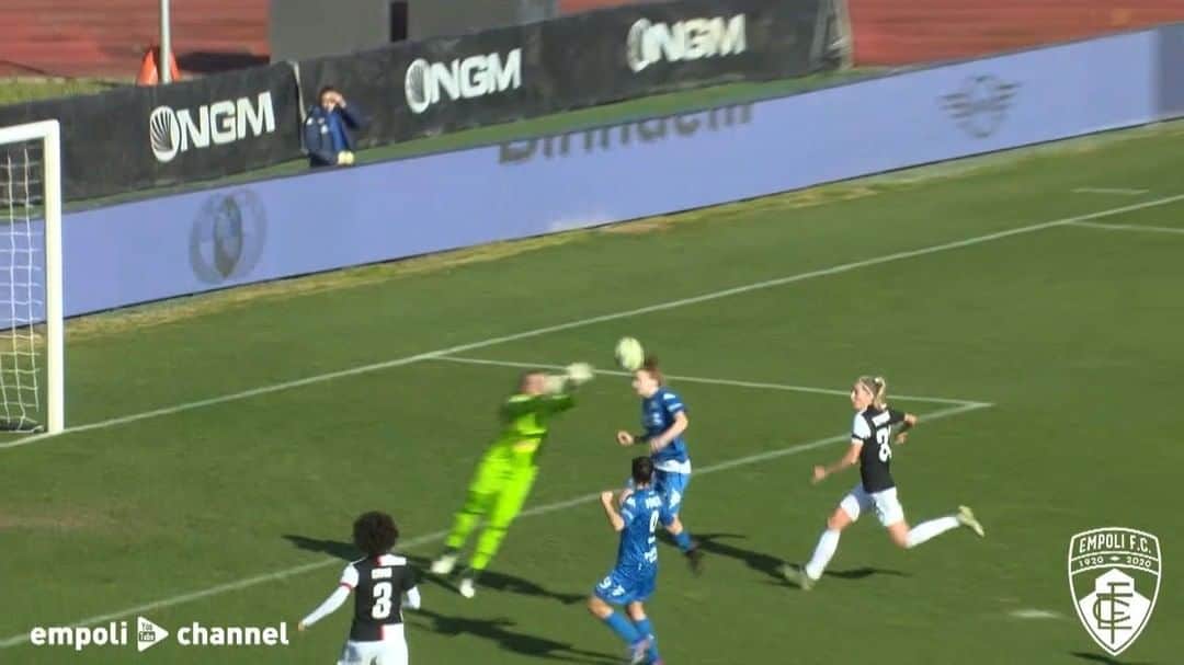 のインスタグラム：「#OnThisDay 📺 19 gennaio 2020, la prima volta delle azzurre al Castellani nella sfida contro la Juventus」