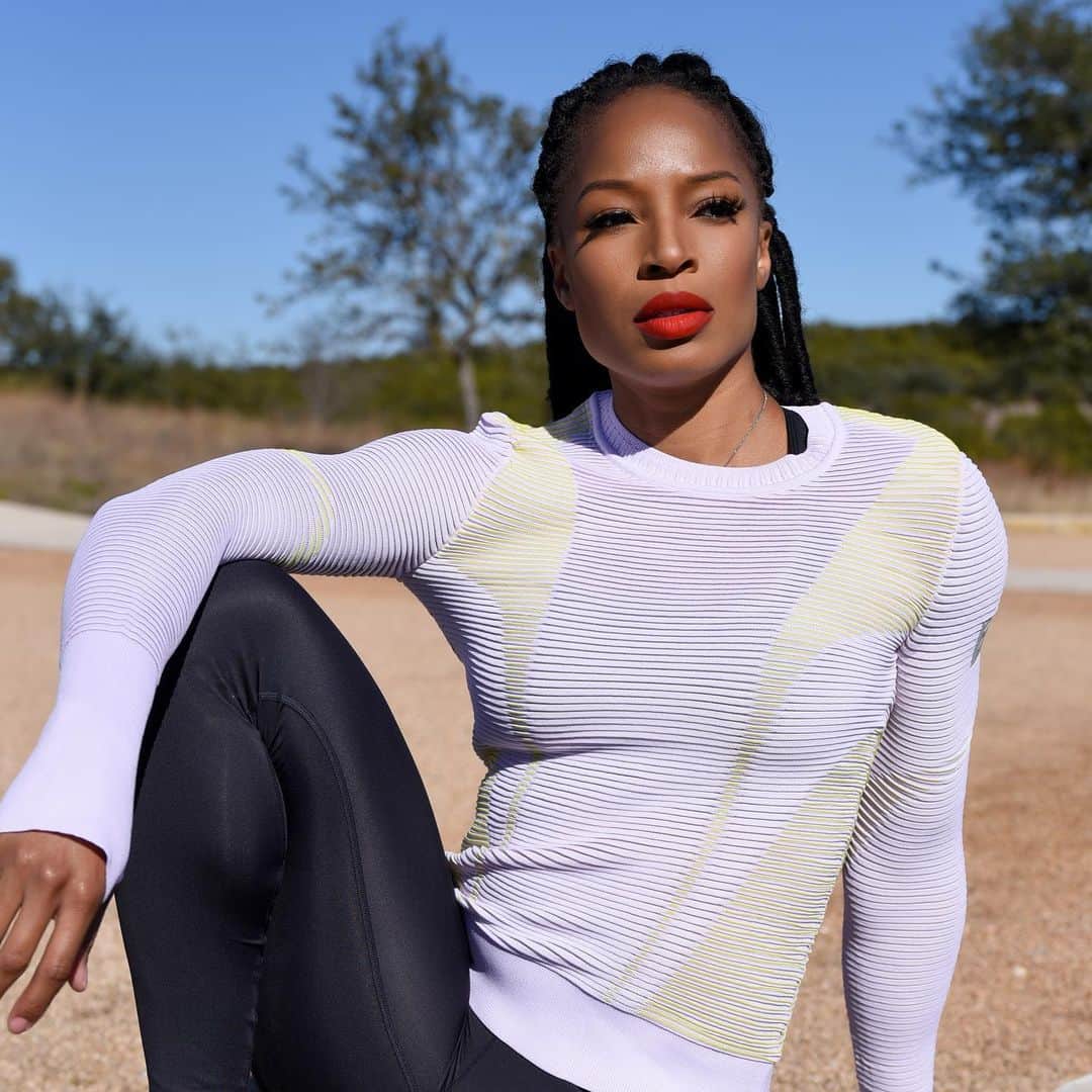 ナターシャ・ヘイスティングスのインスタグラム：「Think like a queen. A queen is not afraid to fail. Failure is another steppingstone to greatness. ~ Oprah Winfrey」