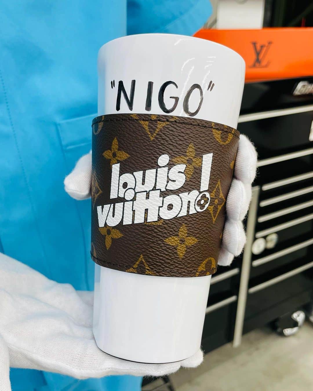 NIGOのインスタグラム：「Special gift from @virgilabloh @louisvuitton 2021 FW Men's Show at louisvuitton.com on January 21st, 10:30pm Japan Time 🕥」