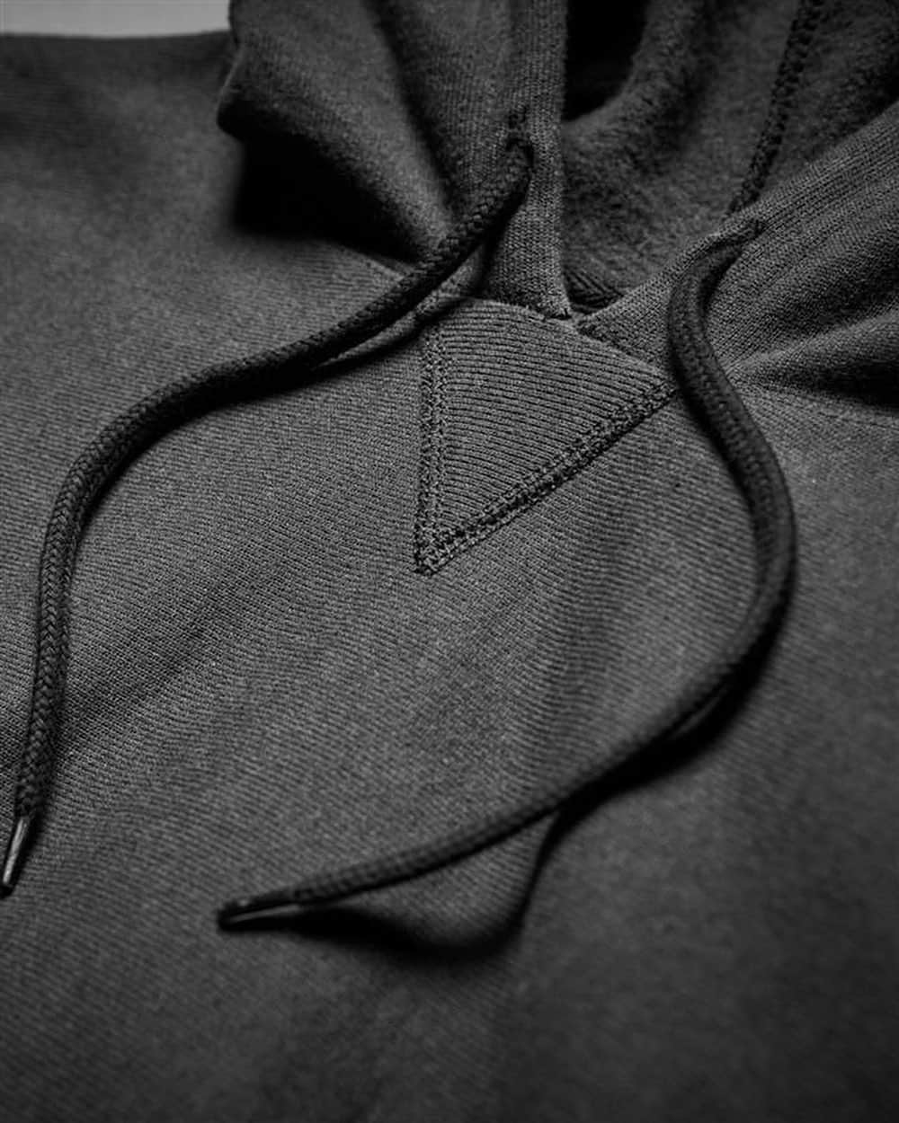 ブリクストンのインスタグラム：「A Premium Fleece with longevity – the Longman II Hood.」