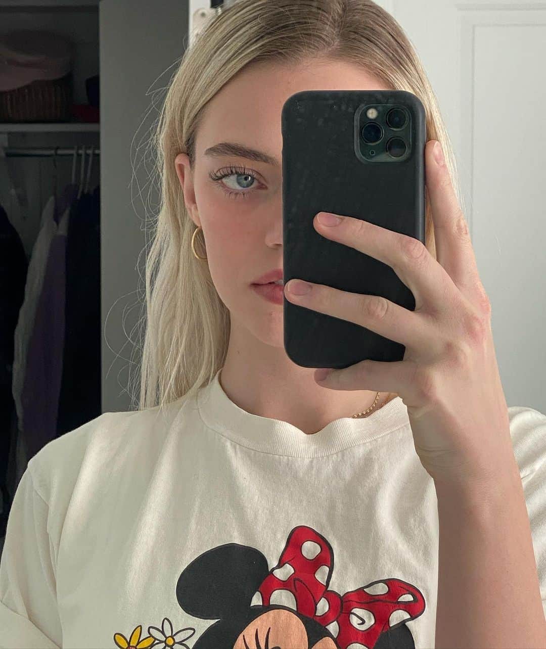 パイパー・アメリカ・スミスのインスタグラム：「How is this year treating you? (How are you treating this year?)」