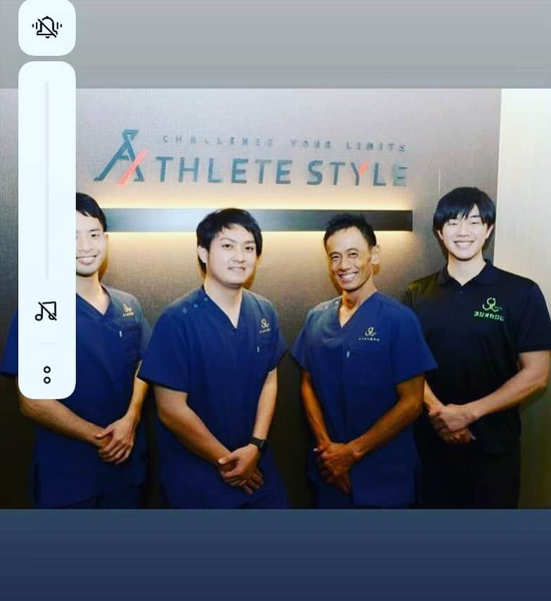 井手智さんのインスタグラム写真 - (井手智Instagram)「【株式会社ATHLETE STYLE】様  昨年からご協賛、スポンサーとしてお世話になっております！！ @yoshioka_seikotsuin  @yoshioka_gym 様です。  福岡県糸島市にある @yoshioka_gym 様でコンディションアップをさせていただいていました！  トレーニングだけでなく 食事やプロテイン、集中力アップや疲労回復に至る細かな所まで詳しく教えていただきました！  社長の吉岡様は現役のボディービルダーで、なんと先日、今年はリモートで開催された大会で、二連覇を成し遂げられて見事、日本一に輝かれました🥇ほんとうにおめでとうございます🏆🏆  ダイエットや健康のために是非一度 @yoshioka_gym  @yoshioka_seikotsuin  お試ししていただきたいと思います！  今年もよろしくお願いいたします！  #完全個室 #プライベート空間トレーニング #待合室でも人に会わない #ヨシオカジム #よしおか整骨院 #ボディービル #日本一 #低糖質弁当 #Re.Zero #スポンサー」1月20日 6時27分 - satoshi________________