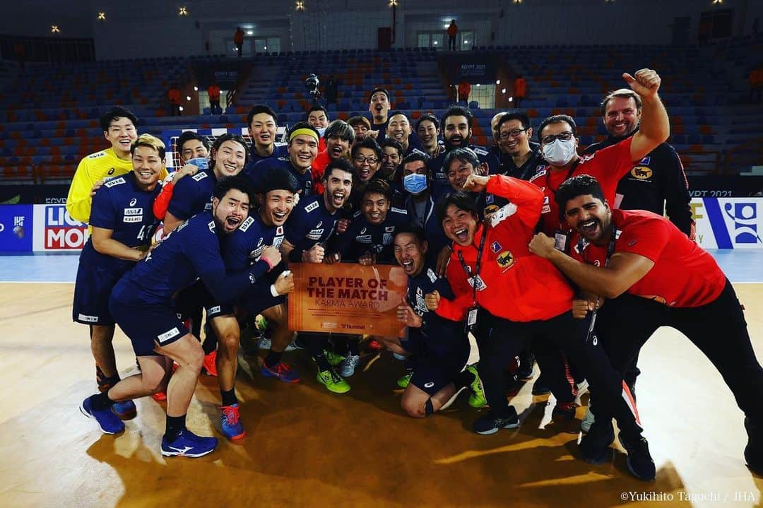 坂井幹のインスタグラム：「. . 🔜Main Round . #egypt🇪🇬  #egypt2021  #japan #handball #worldchampionship」
