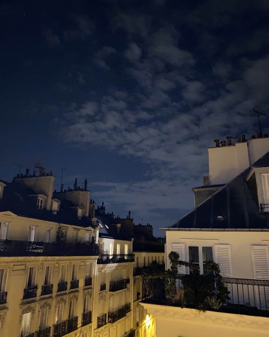 フィリップ・P・キーンのインスタグラム：「Paris by night」