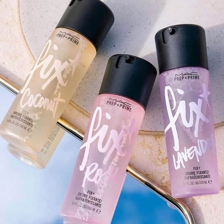 のインスタグラム：「Adding fresh Rose, Lavender and Coconut fragrances to fan-favourite Fix+? It just makes scents! Prep, set, hydrate and keep your makeup looking fresh for up to 12 hours with #MACFixPlus (Scents). #Regram @chris.macstyle」