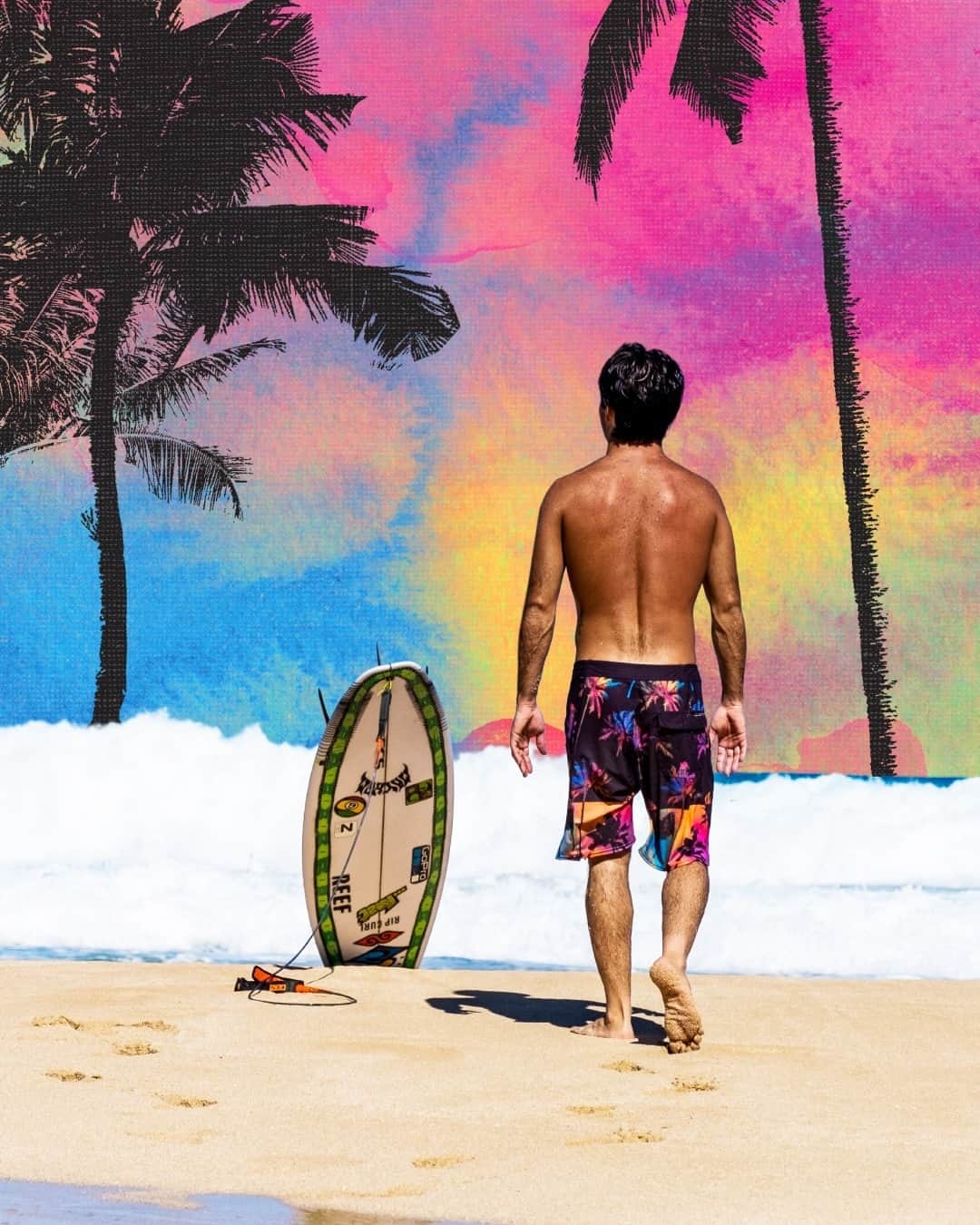 Rip Curl Australiaさんのインスタグラム写真 - (Rip Curl AustraliaInstagram)「Unorthodox, inverted, psychedelic. @cocom4debarrelkilla's latest boardshort is all this and more. Introducing the Mason Ho Mirage Pro Backyards, the ultimate stretch boardshorts. ⁠ ⁠ #Mirage」1月20日 8時30分 - ripcurl_aus