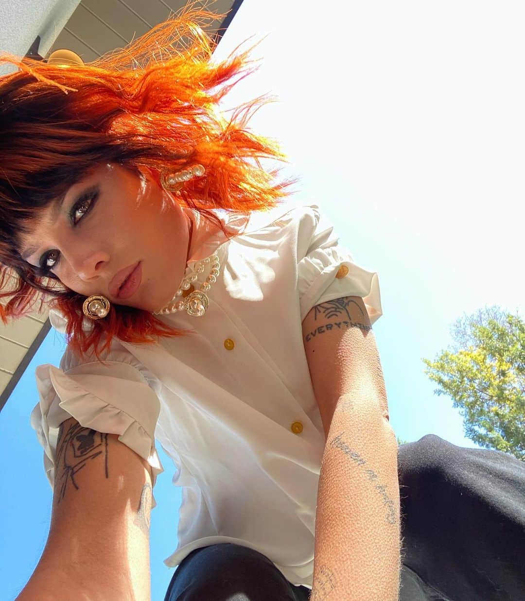 Halseyのインスタグラム：「like a lady. @viviennewestwood 💫☄️⚡️」