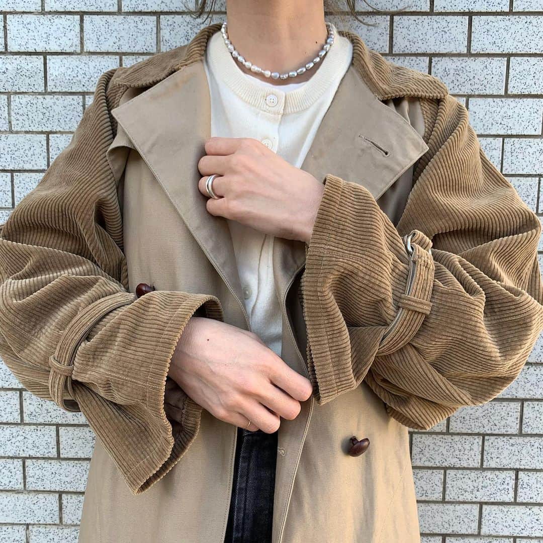 Mie Kawanoのインスタグラム：「New  Mathieu♡ necklace @joli_accessory   #joliaccessory #UNIQLO#fillthebill #canaljean #necklace #淡水パールネックレス」