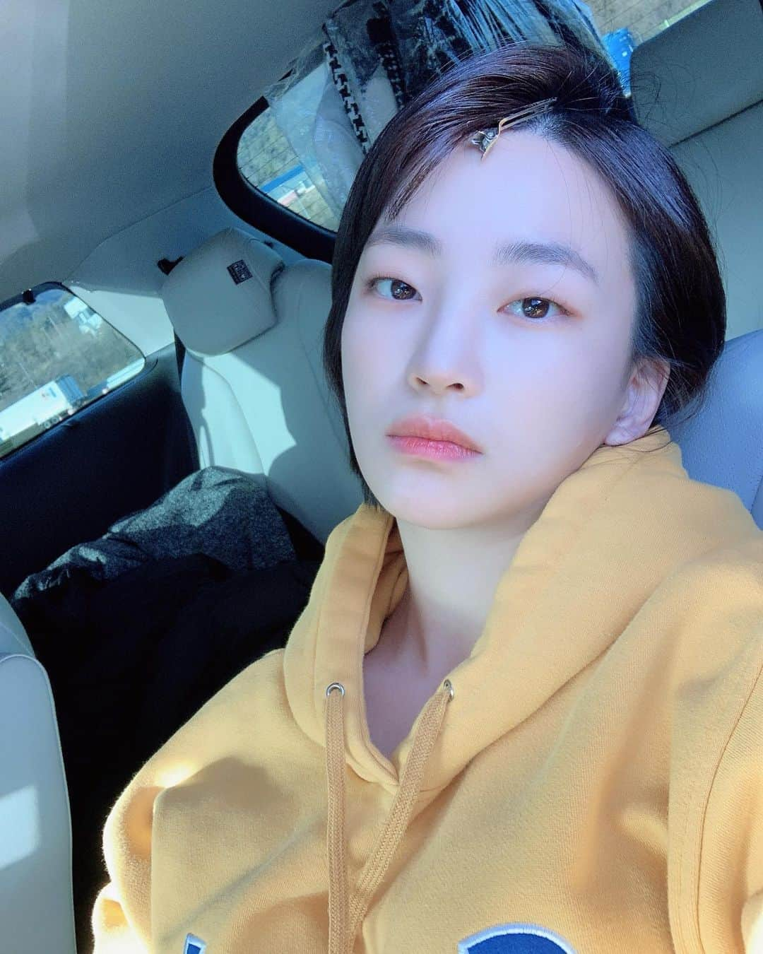 jiesuuさんのインスタグラム写真 - (jiesuuInstagram)「🚖 무슨촬영일까요」1月20日 19時50分 - jiesuu