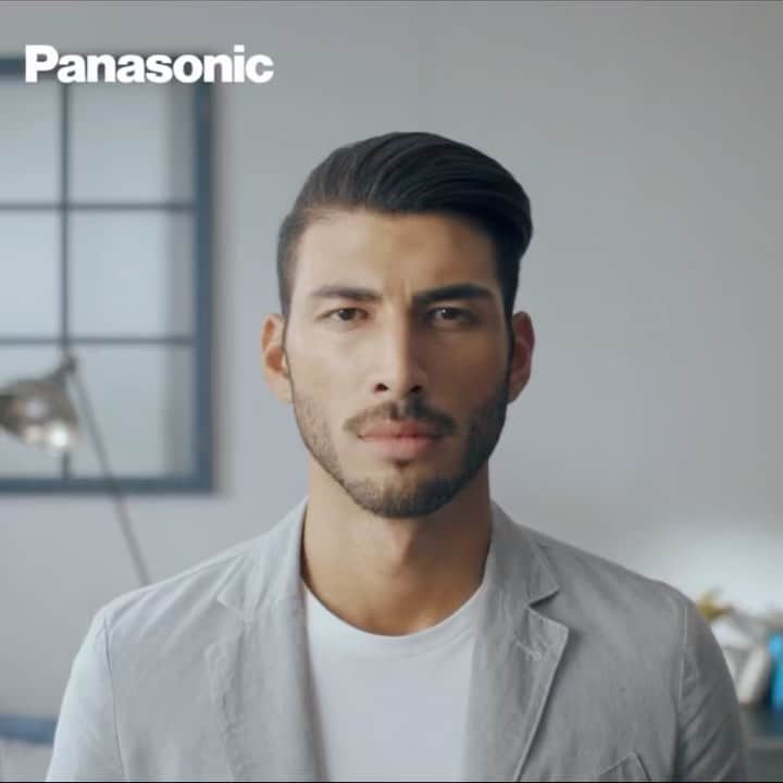 ワシントン・フェラーリのインスタグラム：「PanasonicのNanoeドライヤーのCMのお仕事をしました。北米で流れています。その地域にいる方はチェックしてね！！  I worked on a commercial for a Panasonic dryer.  It is flowing overseas.  Check it out! !!  #washingtonferrari#ワシントンフェラーリ#panasonic #nanoehairdryer #hair#model」