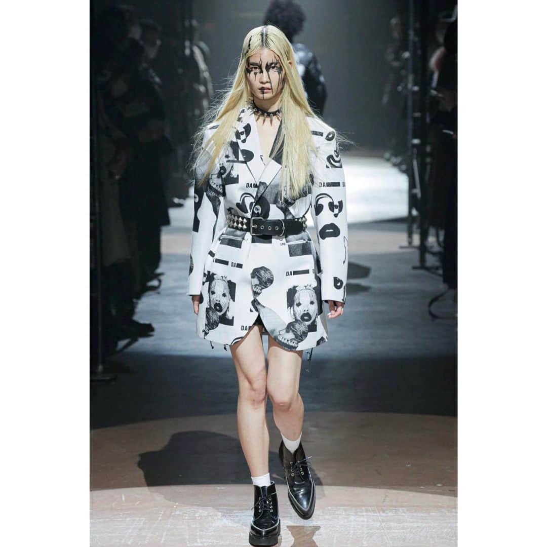 のインスタグラム：「Official Paris Fashion Week. KIDILL Autumn / Winter 2021-22 Collection. #pfw」