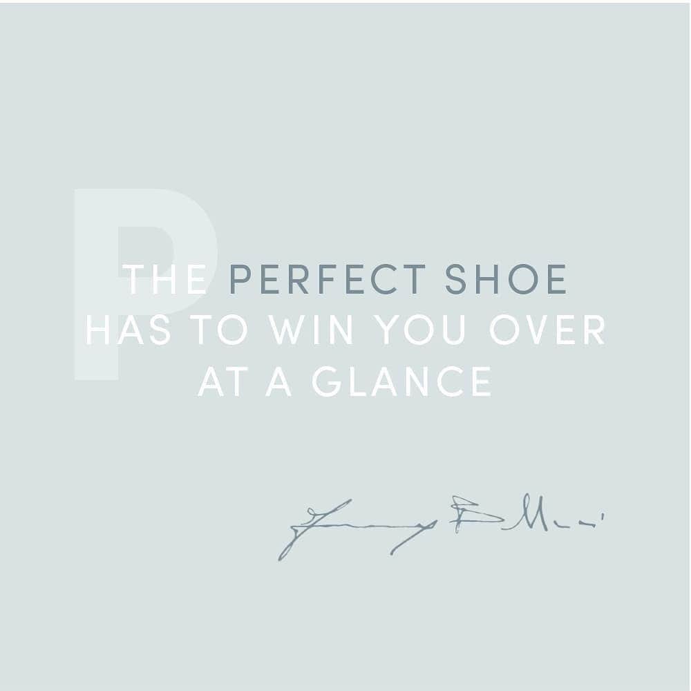 バルディニーニのインスタグラム：「At Baldinini, we believe that shoes are just as important as the rest of your outfit. Finding the perfect shoe is an absolute art.」
