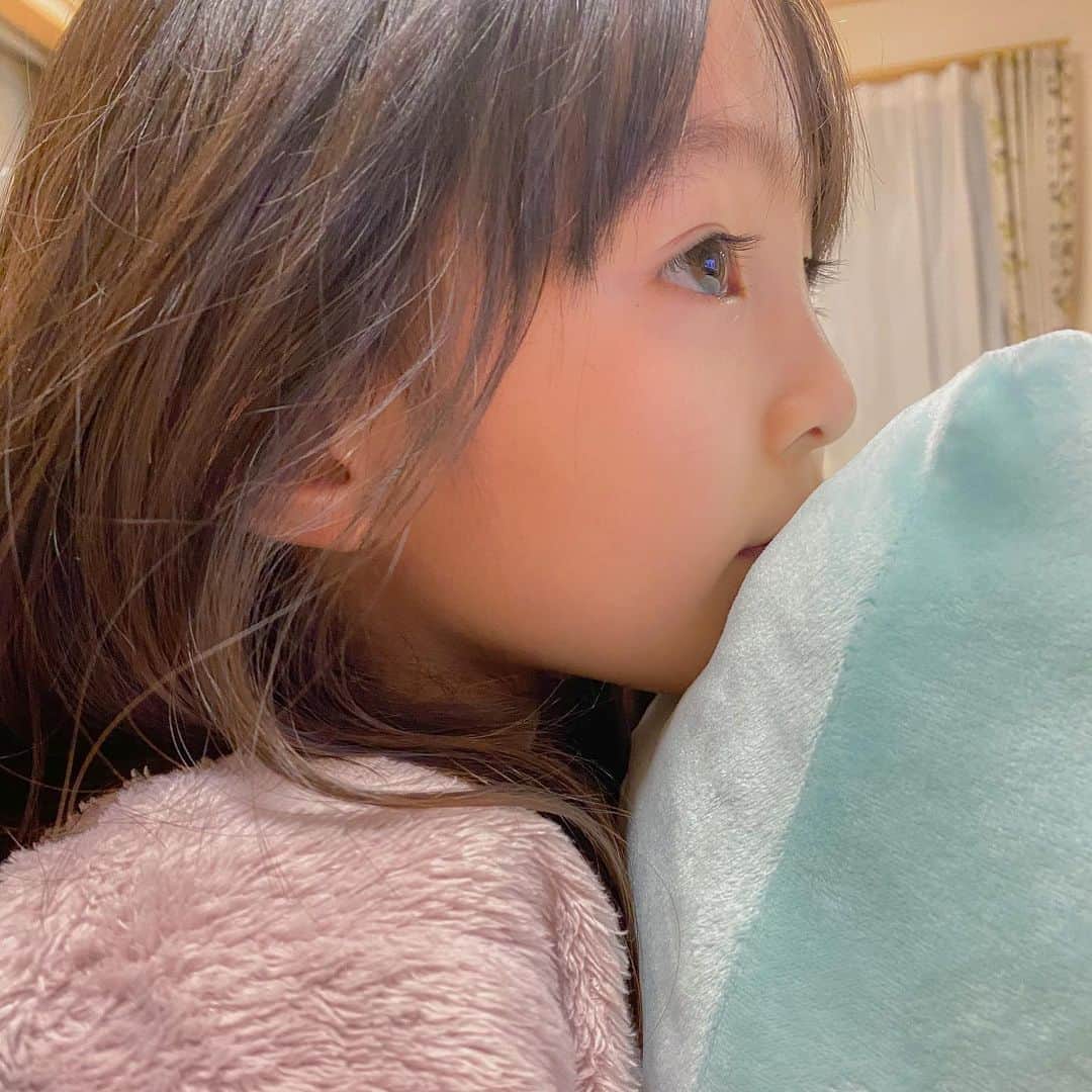 のインスタグラム：「. 有吉の壁に夢中の人💁‍♀️ . . 2020.01.20 #6歳　#横顔　#横顔好き」
