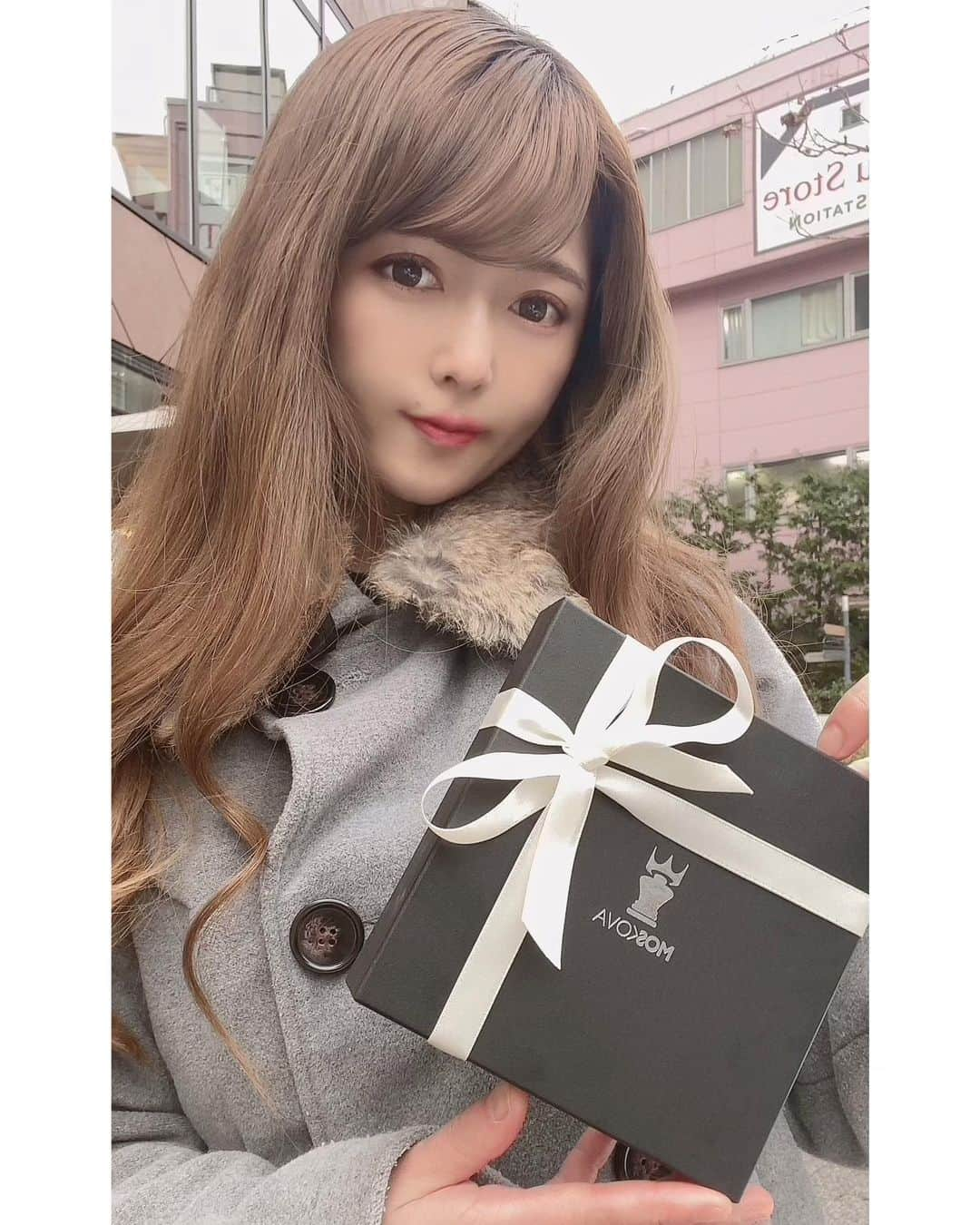 AYUNAさんのインスタグラム写真 - (AYUNAInstagram)「スワイプしてね♪ 2月14日はバレンタインデー💌 プレゼントにお洒落なボクサーパンツはいかがですか？✨🎀 他にもいろんな種類の商品があるので是非のぞいてみて下さいね😉🎁  #マイmoskova#モスコヴァ#モスコバ#プレゼント#MOSKOVA JAPAN #バレンタインプレゼント#メンズギフト #バレンタイン #バレンタインラッピング #男性プレゼント #チョコと一緒に #彼氏にプレゼント#旦那にプレゼント #高級ボクサーパンツ @moskova_japan」1月20日 20時20分 - ayuna_0404