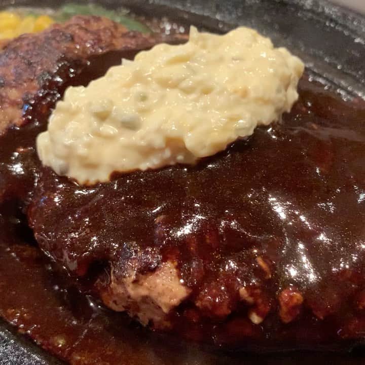 ケイ・グラントのインスタグラム：「たまにはハンバーグ食べたいね〜❤️」