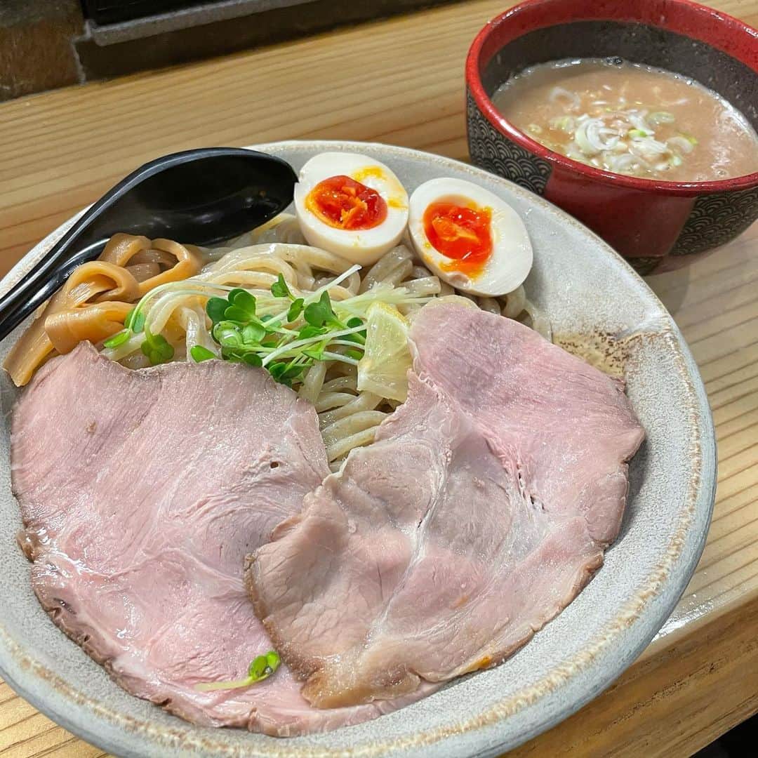 近畿大学総務部広報室のグルメインスタ