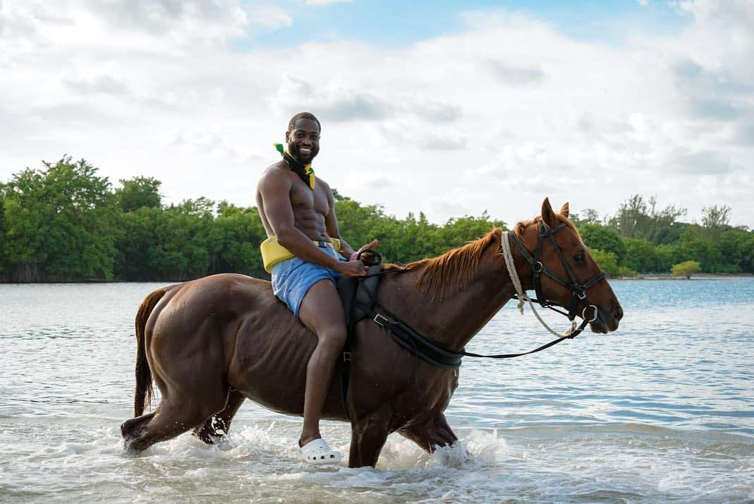 ドウェイン・ウェイドさんのインスタグラム写真 - (ドウェイン・ウェイドInstagram)「🐎 🐎🇯🇲 🖤🤠」1月20日 13時51分 - dwyanewade