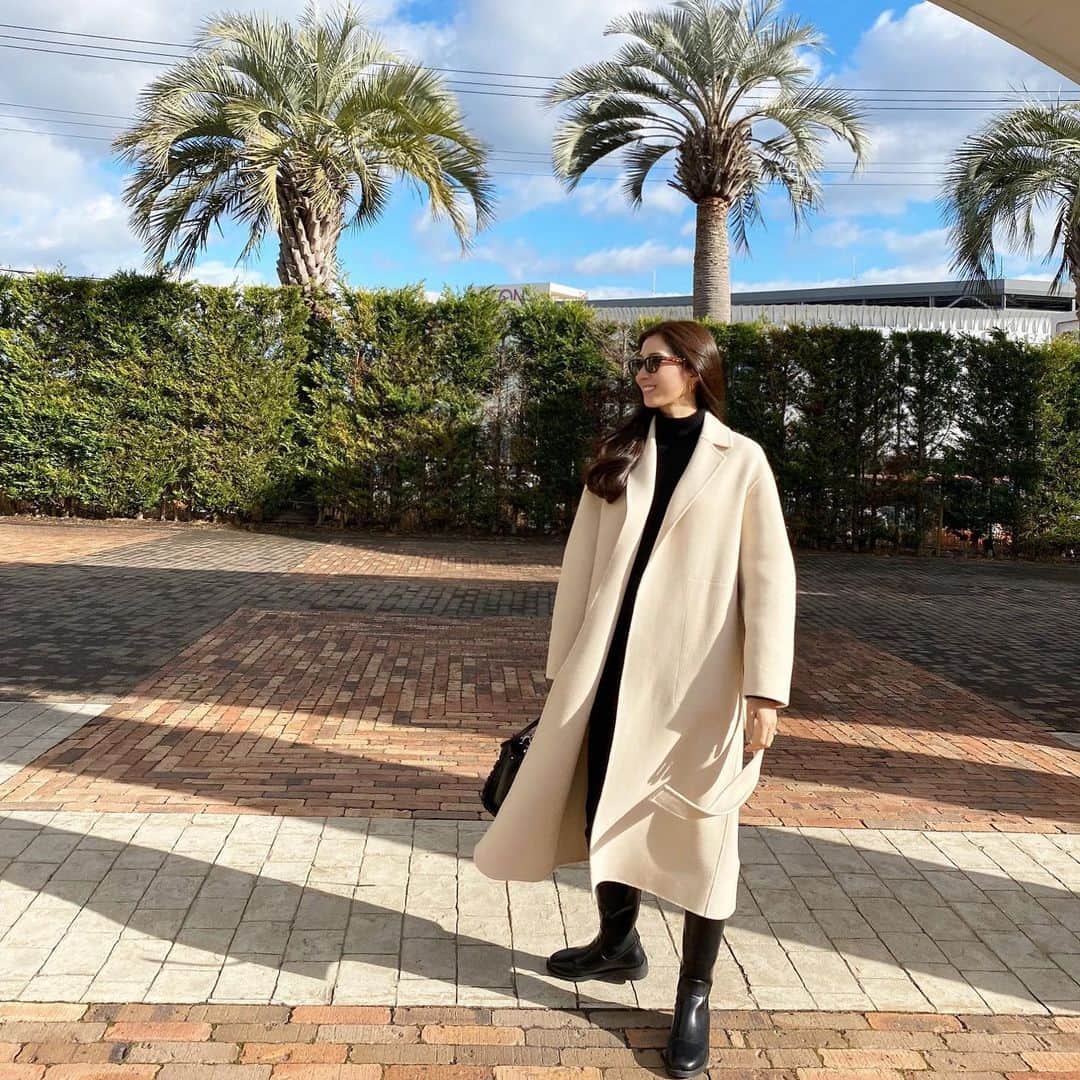 湯浅喬子のインスタグラム：「tbt🌴  去年最後の写真🤍🖤」