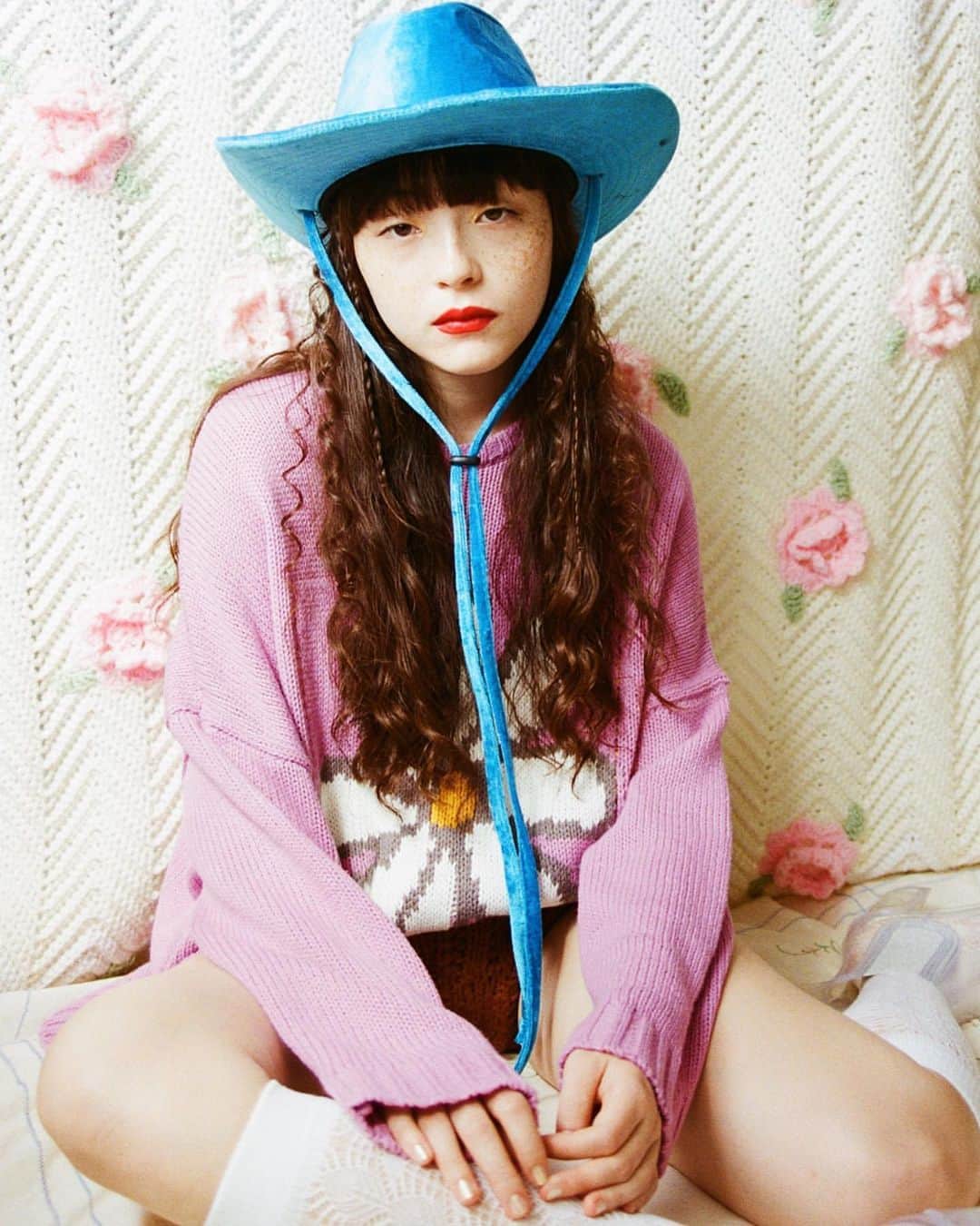 板橋よしえのインスタグラム：「. 続々とSpring Collectionが発売になっています🌼 ぜひSHOP & WEB STOREをチェックしてみてね💙 #candystripper」