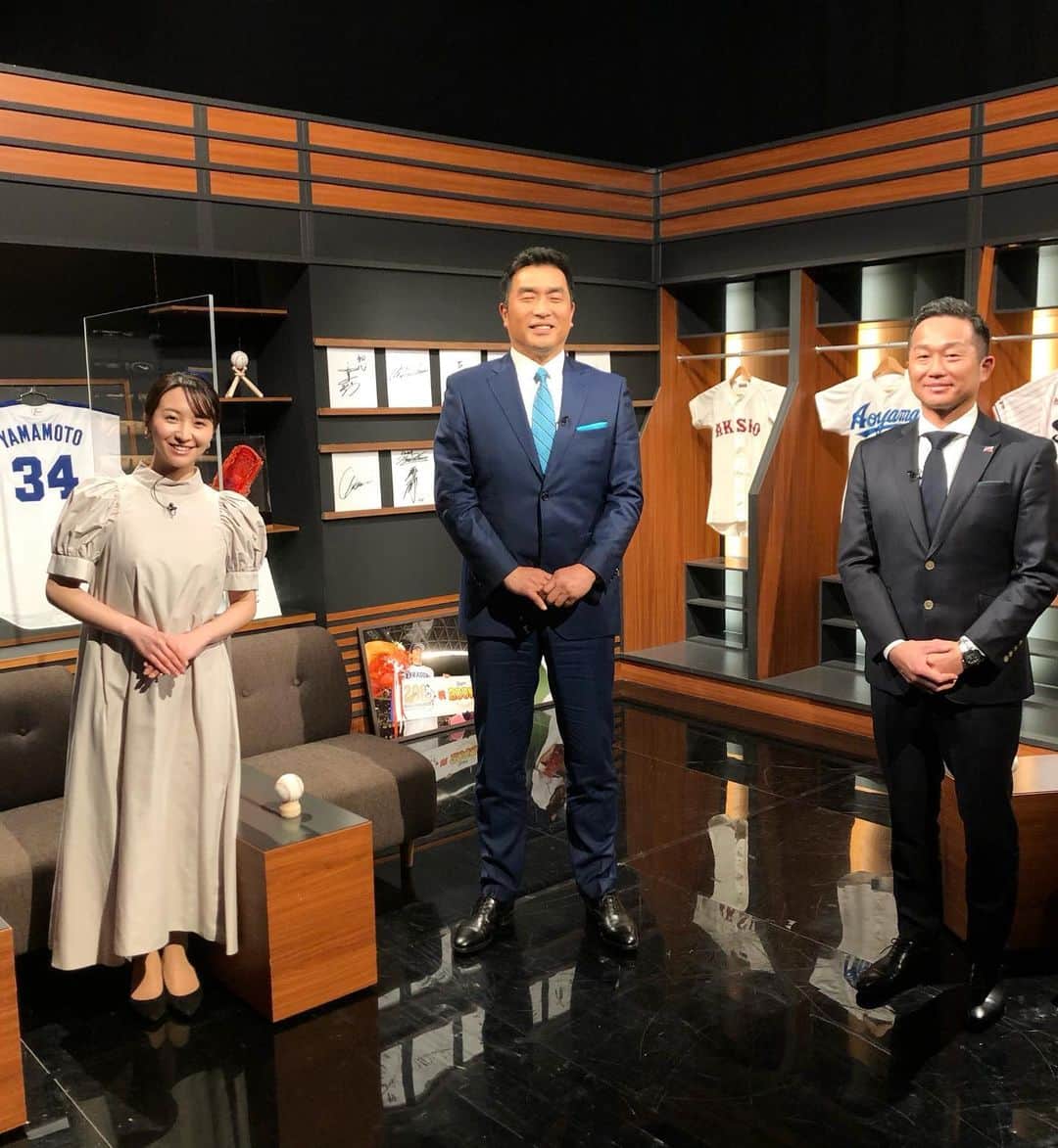 袴田彩会さんのインスタグラム写真 - (袴田彩会Instagram)「インスタすぐサボっちゃうので、早めに！  「マサNOTE」 2月5日に再放送あります😊 スポーツライブ＋で午後5時からです！ 石川雅規投手の野球人生の振り返り、 そして今年にかける思い伺っています⚾️見逃した方、ヤクルトファンの方、ぜひご覧ください！！  #マサnote  #山本昌 さん #石川雅規 さん #袴田彩会」1月20日 15時12分 - ayae.ha