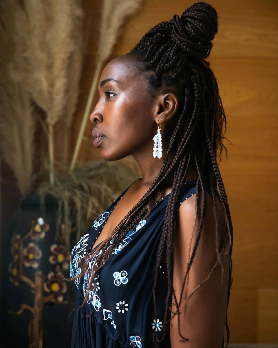 ミーガンパークのインスタグラム：「Stunning Grace wears the Anya Silk Crepe Dress & Stella Glass Earrings, find these as part of our summer sale, on now x  ​. ​Photography by @letitiagreenstudio」