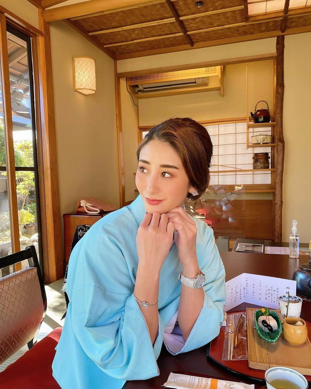 佐藤衣里子さんのインスタグラム写真 - (佐藤衣里子Instagram)「lunch time💓🥰 久々に着物着た❣️👘✨  #lunch#着物#着物女子#名古屋帯#うかいてい東京芝#うかい亭#新春#2021」1月20日 16時01分 - eriko0625