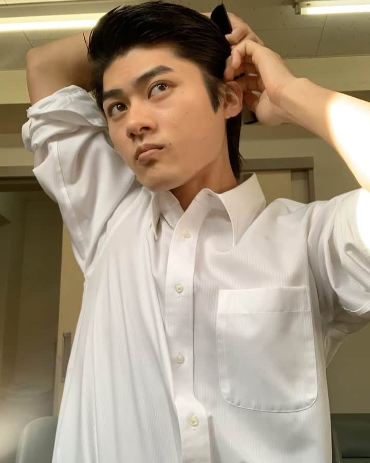 のインスタグラム：「ビッと  #バーバーけんた」