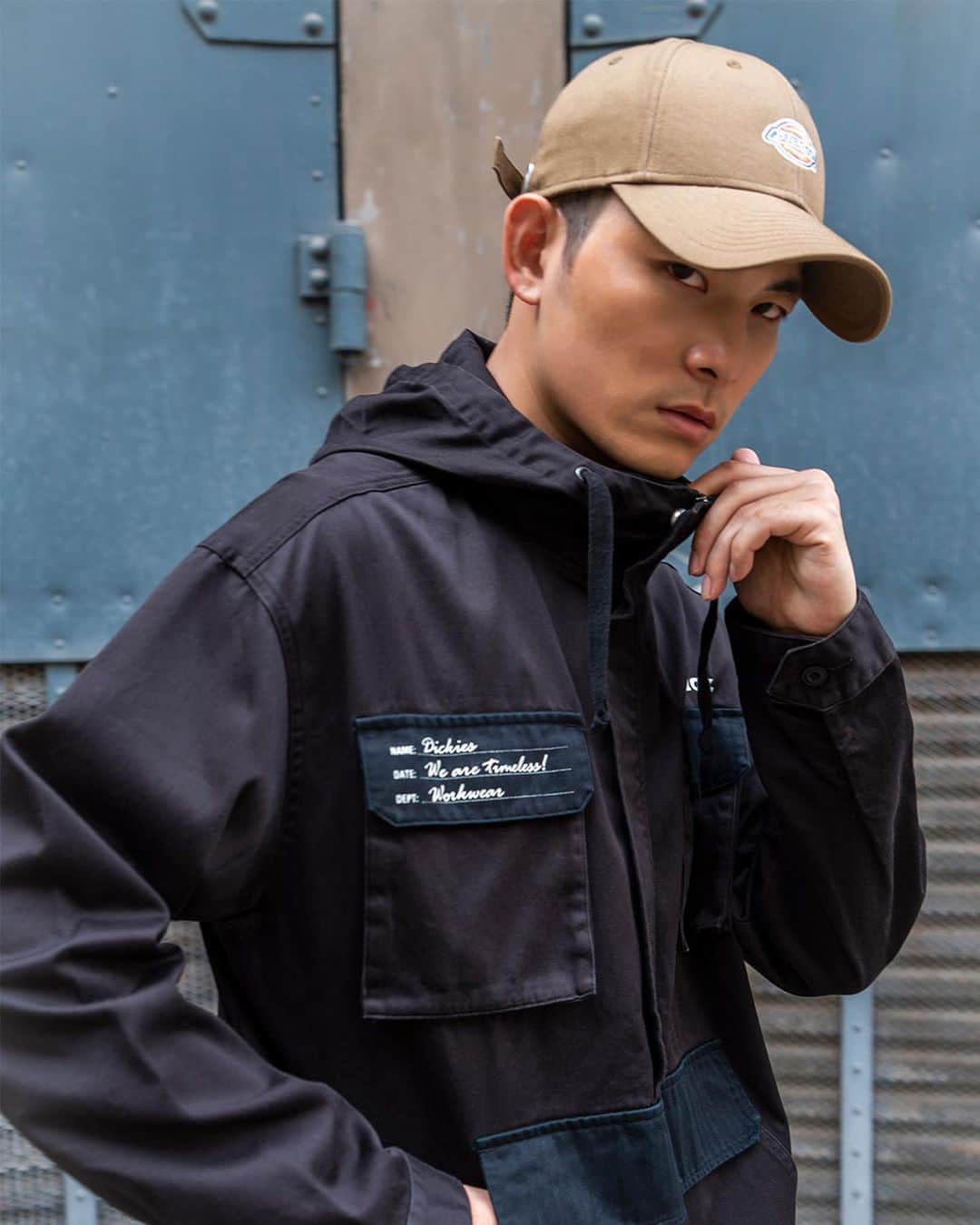 ディッキーズさんのインスタグラム写真 - (ディッキーズInstagram)「HOTPRICEアウターPICK UP🔥   1万円以下の人気アウターが残りわずか！ 春先まで活躍してくれるので持っておきたい1着です♪ 今ならサイズが揃っておりますので、是非チェックして見て下さい😍  ◆本日限定の1,500円クーポン発券中◆   気になるアイテムの写真をタッチ！商品がタグ付けされているのでお買い物も楽々♪   LINE公式アカウントにて友達募集中♪ お得なキャンペーンやおすすめコーディネートをお届けしております！ハイライトのQRコードからご登録頂けます。  dickies #ディッキーズ #ディッキーズ874 #秋冬商品 #秋冬ファッション #ファッション #秋冬 #季節 #アウター #ジャケット #クリアランスセール #クーポン #アウターコーデ #ジャケットコーデ #ootd #オススメ #ストリートファッション #作業着 #ワークウエア #アメカジ」1月20日 17時03分 - dickies_jp