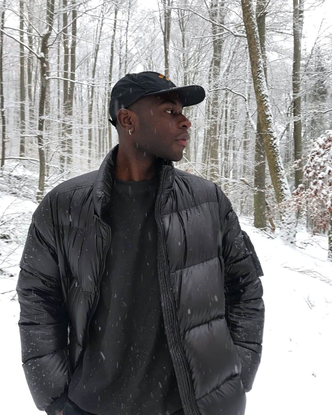 タトラスのインスタグラム：「Belbo man's down Jacket effortlessly styled by @Onlymakmill.  Discover more of our collection from the link in bio  #Tatras #Tatrasofficial  #Tatraspeople  #downjacket」