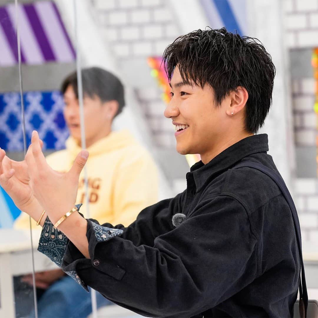 GENERATIONS高校TVさんのインスタグラム写真 - (GENERATIONS高校TVInstagram)「24時間限定アルバム公開中🥰📷 ストーリーからチェックしてね！  公式Twitter﻿ @gene_kou で検索🔍﻿ -----------------------------------﻿ #gene高 #ジェネ高 #generations高校tv #gene #generations #ジェネ #ジェネレーションズ #generationsfromexiletribe #ldh﻿ #白濱亜嵐 #片寄涼太 #数原龍友 #小森隼 #佐野玲於 #関口メンディー #中務裕太 #ジェネ犬」1月20日 18時09分 - genekou_official