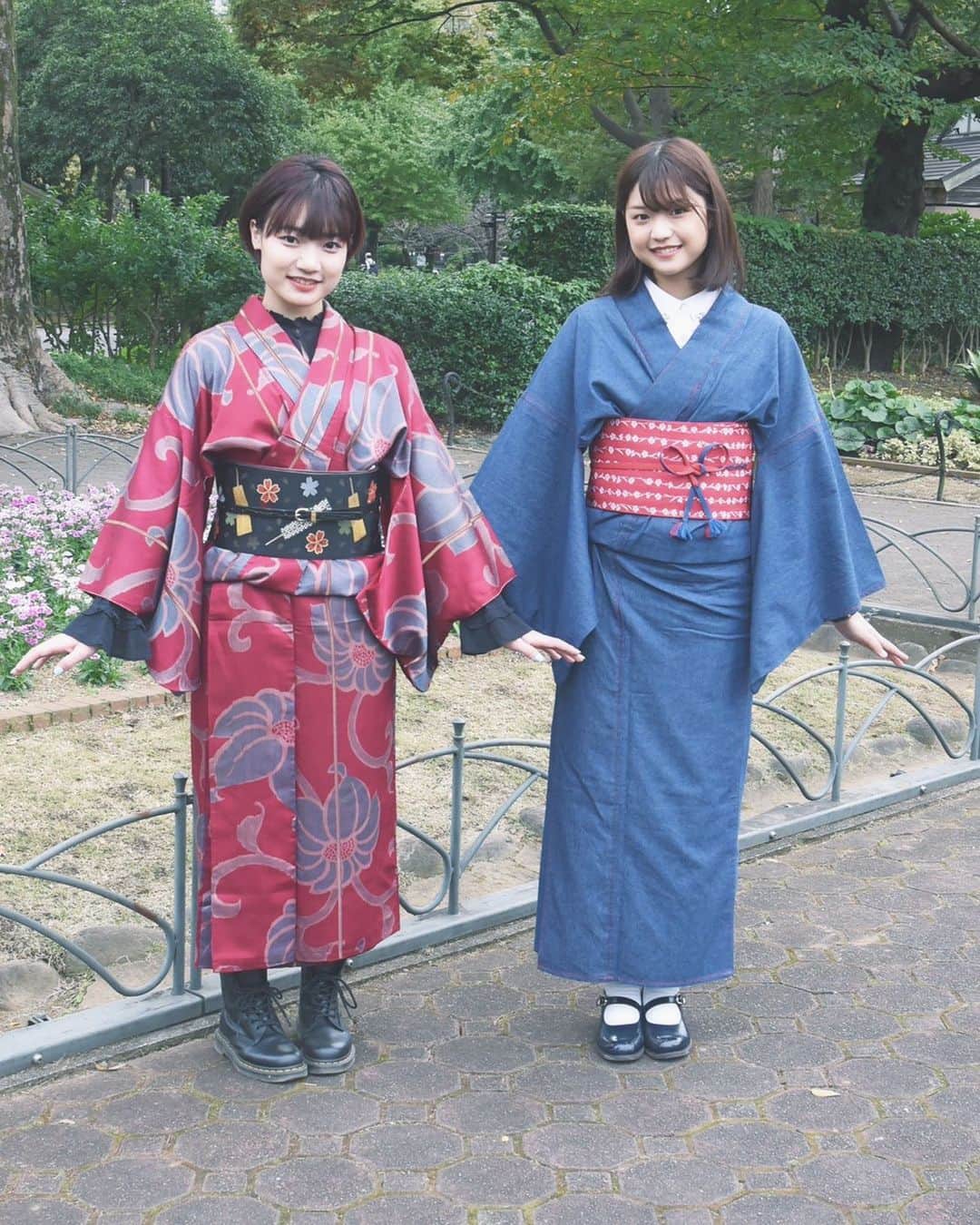 のインスタグラム：「和装を私服に取り入れてもっと身近なものにしようと活動している親友のみずきがついにインスタグラムのアカウントを解説しました！！  活動してるって言ったけど、この子は純粋に和服が好きだしセンスもいいしデフォで着物を着るから本当に素敵だしみんなにも見てほしい！！  ぜひぜひフォローしてね！！  #和装#わそっこ#和服#着物#大江戸骨董市」