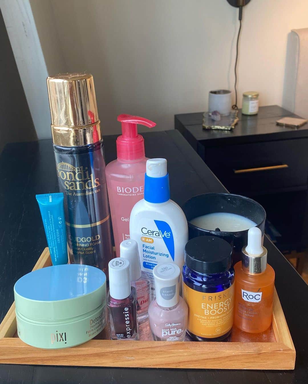 Monica Churchさんのインスタグラム写真 - (Monica ChurchInstagram)「✨ only good habits in 2021✨ #Ad One of the things that sets me up for success each day is keeping all of my go to self care products on a tray that is visible to me as I’m getting ready! These are some of my favorites from @CVS_Beauty, like @PixiBeauty, @Cerave, @RocSkincare and more. Check out my latest YouTube video to see how I get ready for a busy real estate day in my life! #CVSBeauty #BeautyUnaltered #AffiliatePartner」1月21日 4時36分 - monicachurch